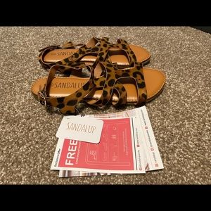 NWT Big Girls Cheetah Print Sandal